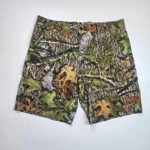 Under Armour Shorts Men 38 Mossy Oak Camo Cargo Hunting Fish Loose Stretch 10"